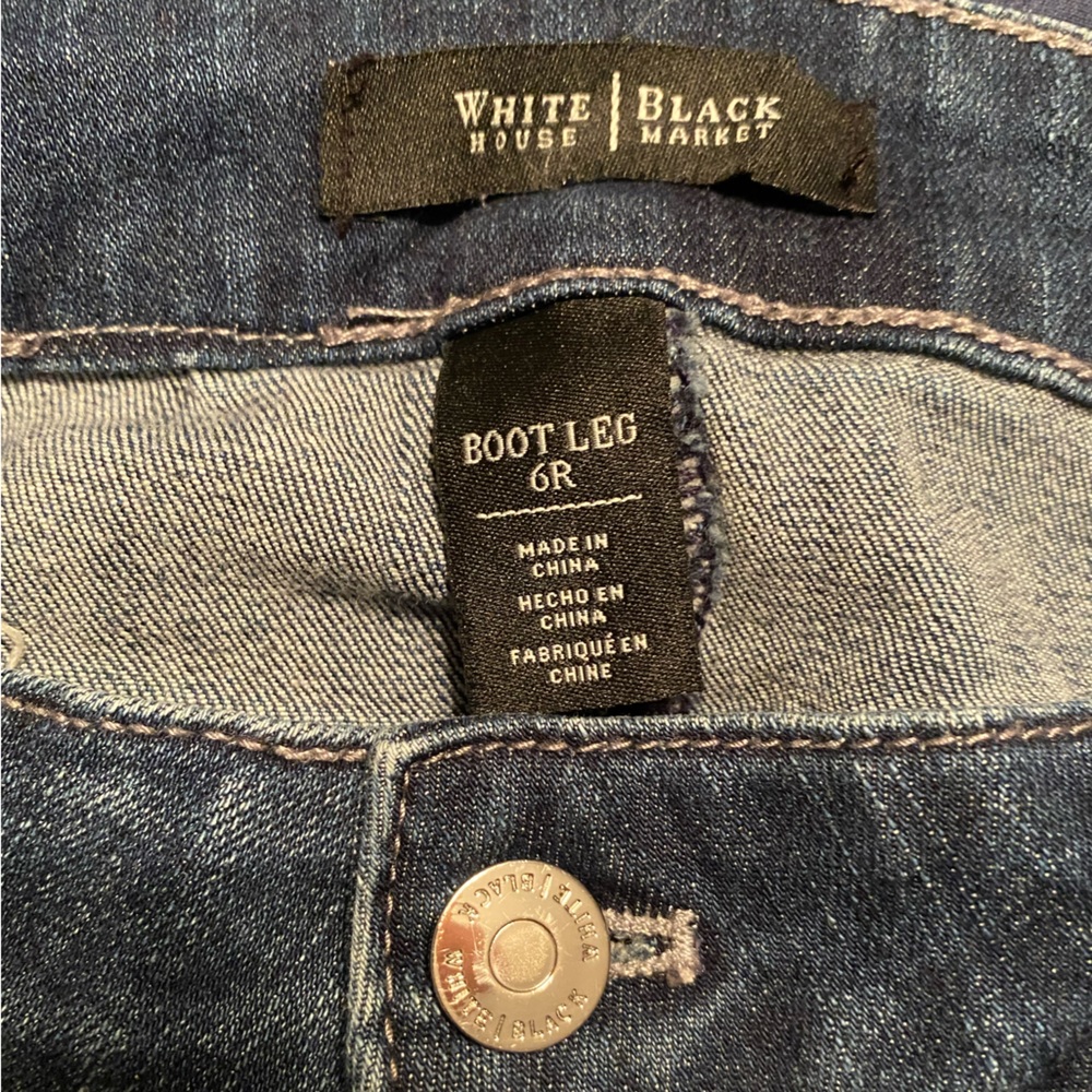 White House Black Market 6R bootcut blue jeans - Picture 3 of 5